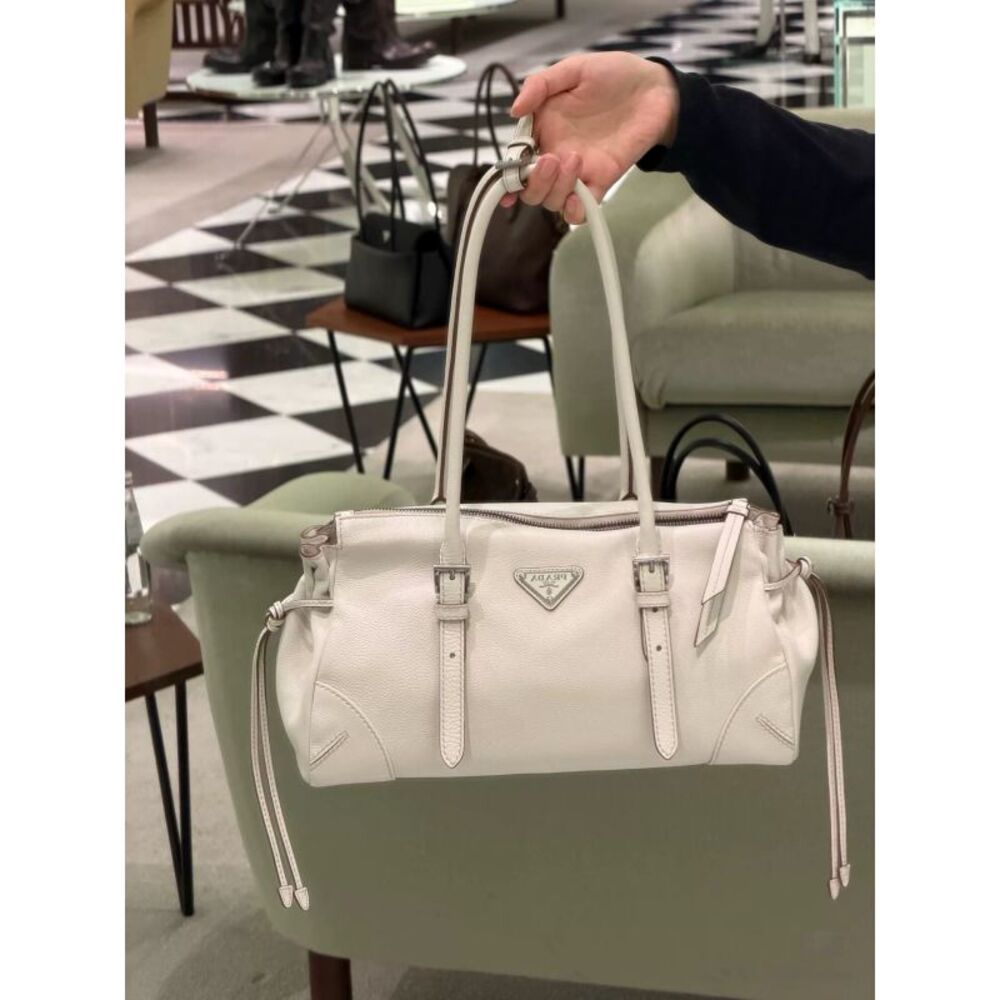 Prada Women Pre-Loved Bag Very Good Condition